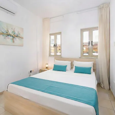 Vila Fig Tree Six *